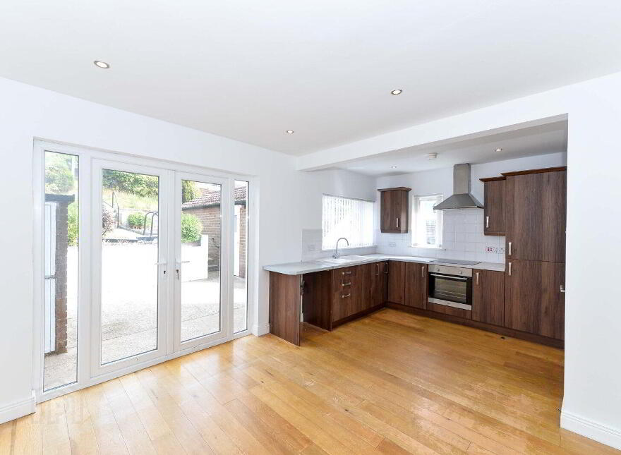 58 North Gardens, Belfast, BT5 6BZ