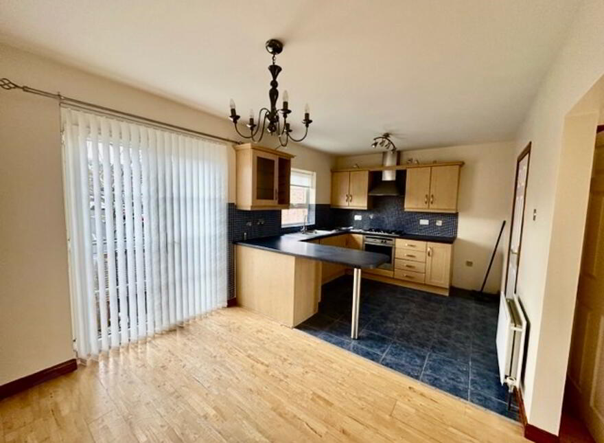 18 Mount Eagles Square, Belfast, BT17 0GZ