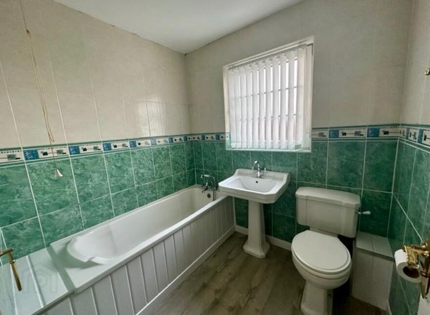 18 Mount Eagles Square, Belfast, BT17 0GZ