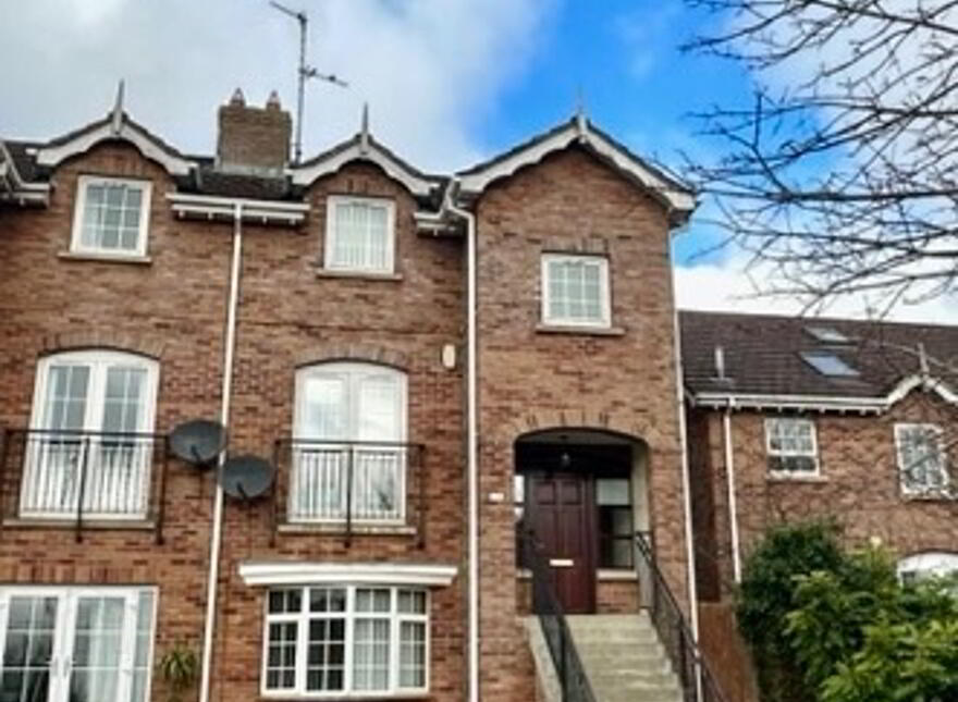 18 Mount Eagles Square, Belfast, BT17 0GZ
