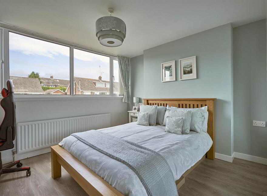3 Innisfayle Crescent, Bangor, BT19 1DT
