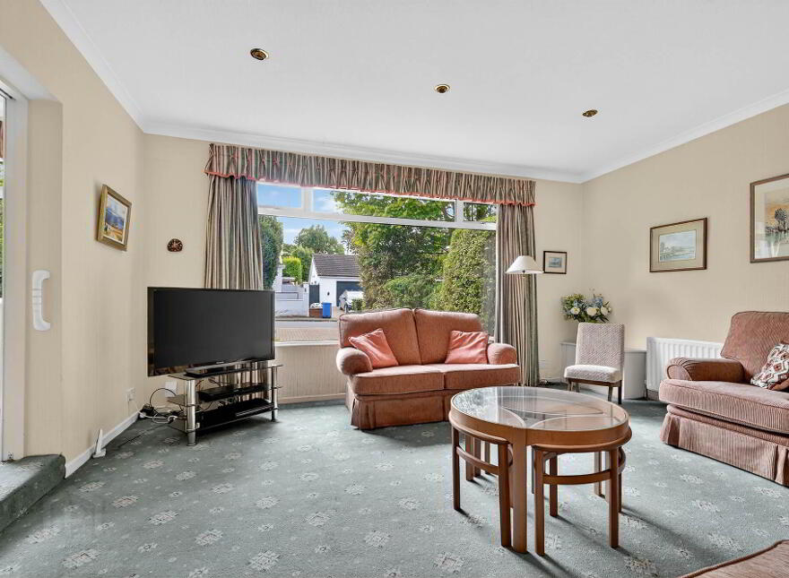 1 Croft Gardens, Holywood, BT18 0PD