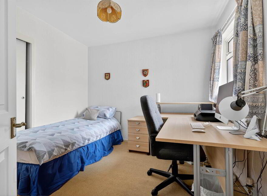 1 Croft Gardens, Holywood, BT18 0PD