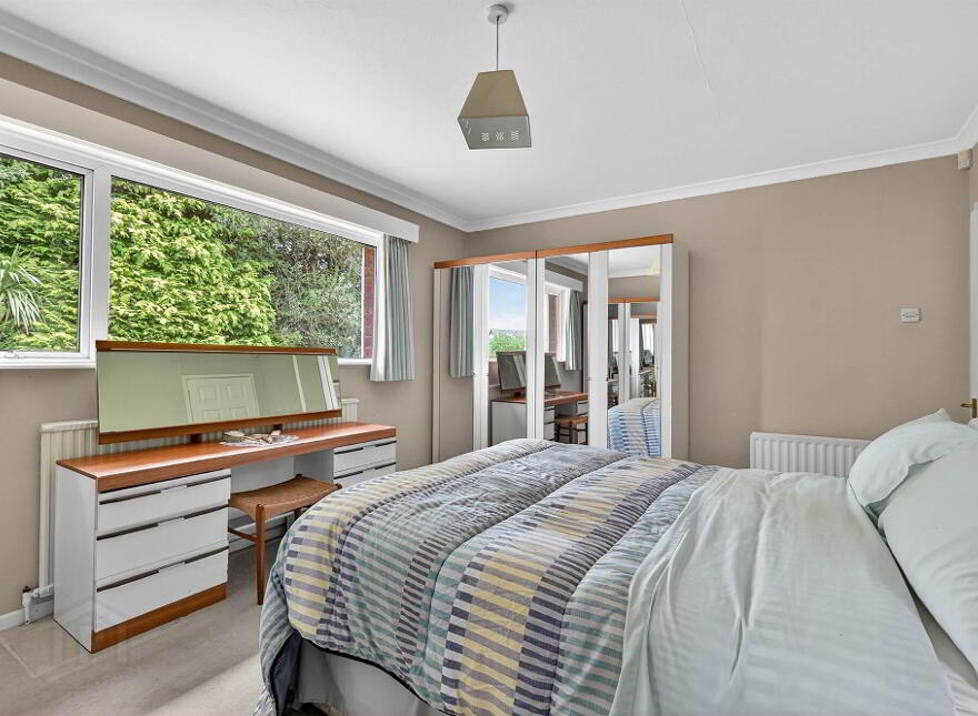 1 Croft Gardens, Holywood, BT18 0PD