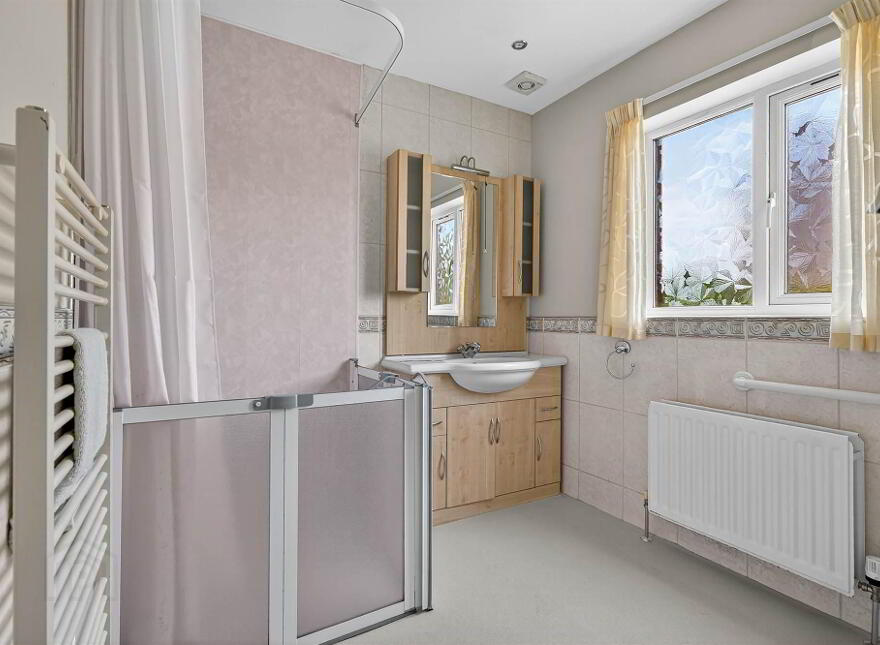 1 Croft Gardens, Holywood, BT18 0PD