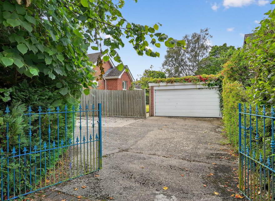 1 Croft Gardens, Holywood, BT18 0PD