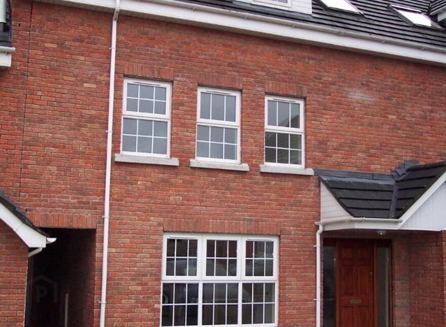 6 Wallace Court, Dromore, BT25 1TZ
