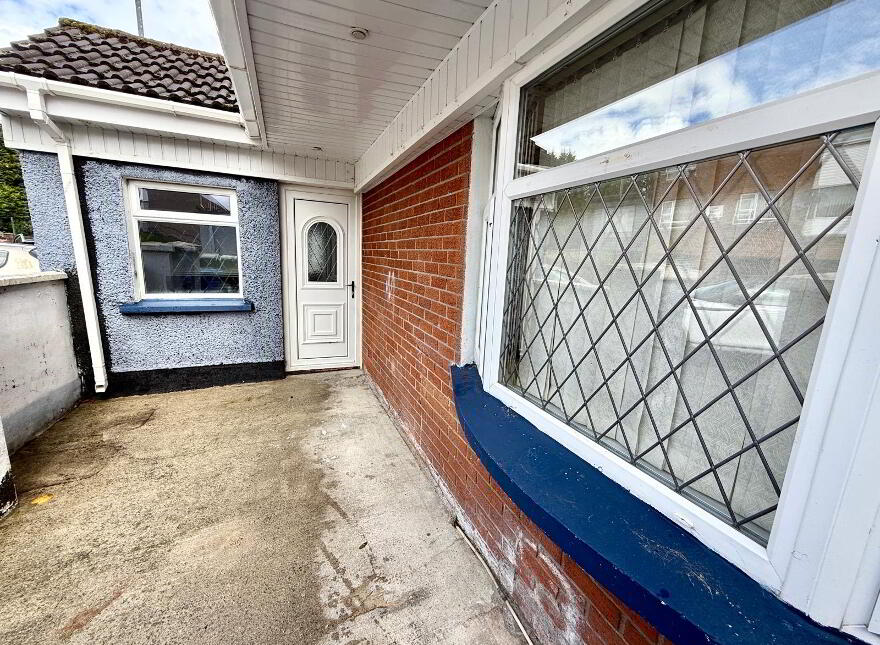 76 Glenowen Park., Derry, BT48 0LQ