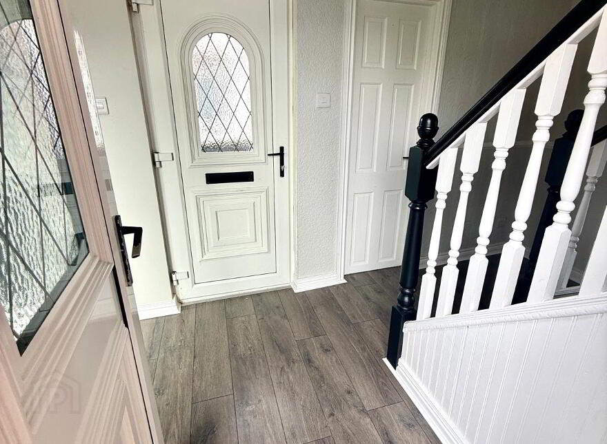 76 Glenowen Park., Derry, BT48 0LQ