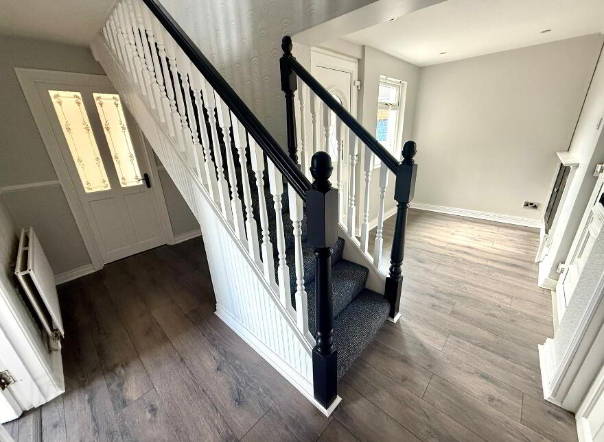 76 Glenowen Park., Derry, BT48 0LQ