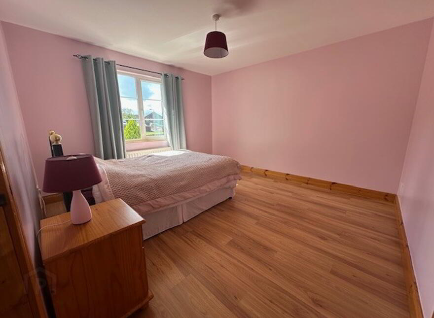 56 Glenside, Omagh, BT79 7GL