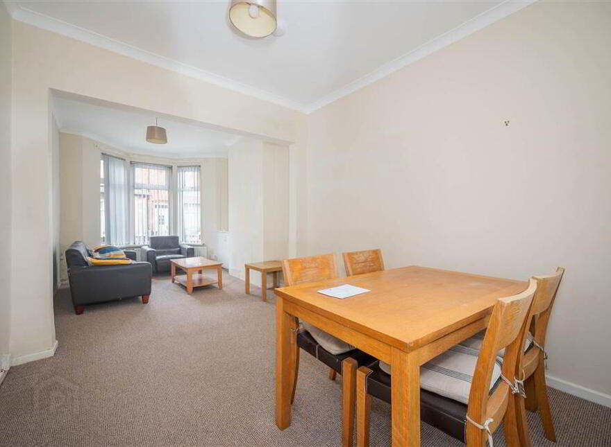 15 Rochester Street, Belfast, BT6 8EU