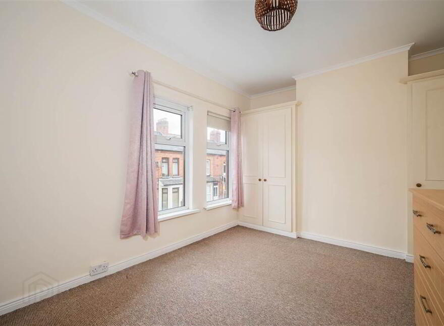 15 Rochester Street, Belfast, BT6 8EU