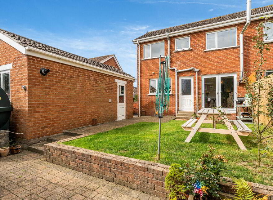 6 Sinclair Avenue, Bangor, BT19 1PQ
