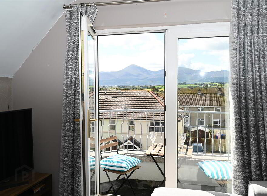 19 Carrigard, Newcastle, Down, BT33 0SG