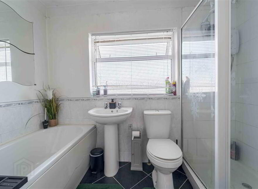 15 Kilwarlin Park, Royal Hillsborough, BT26 6BA