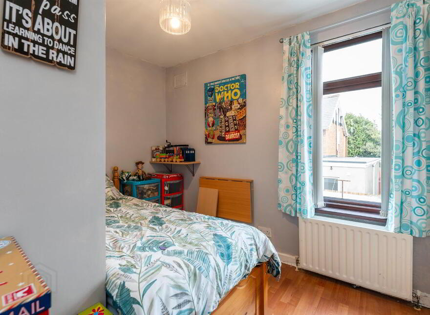 8 Mooreland Park, Andersonstown, Belfast, BT11 9AZ