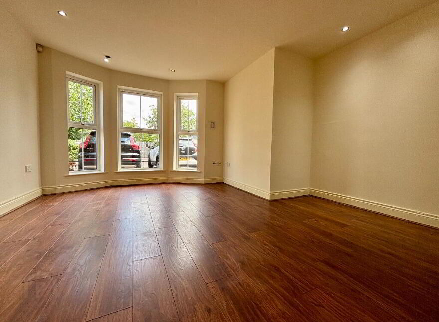 26 Richmond Park, Belfast, BT10 0HB