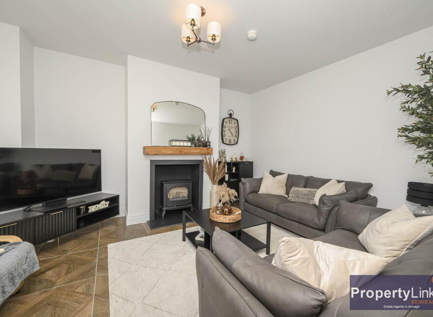 27 Deanery Drive, Armagh, BT61 7AN