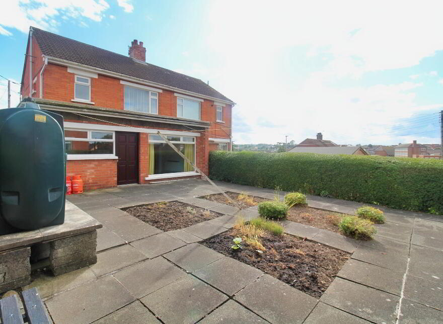 14 Church Drive, Bangor, BT20 3EE