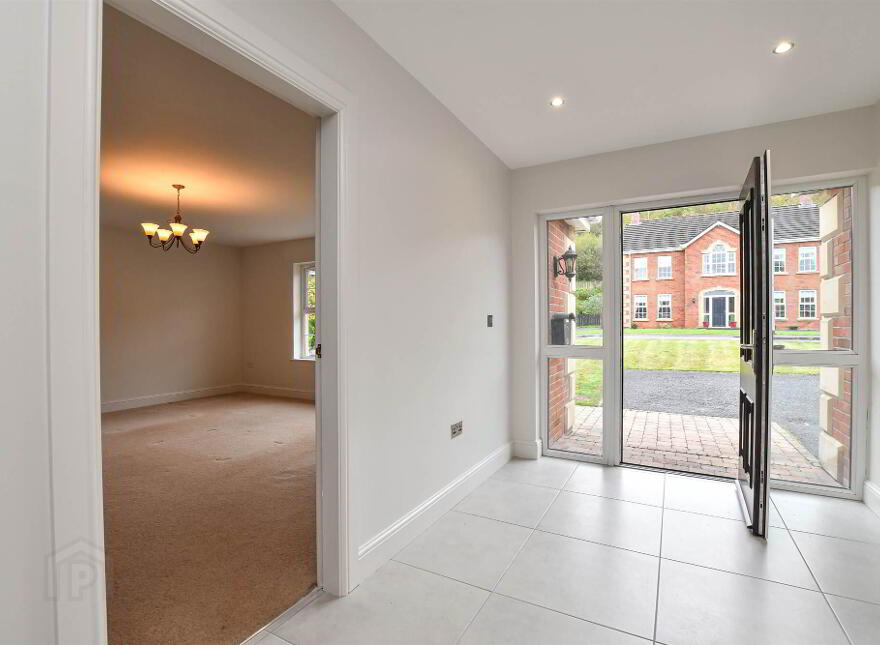 15 Meadow View, Strangford Road, Downpatrick, BT30 6LT