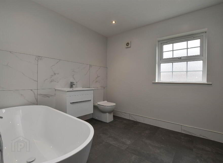 15 Meadow View, Strangford Road, Downpatrick, BT30 6LT