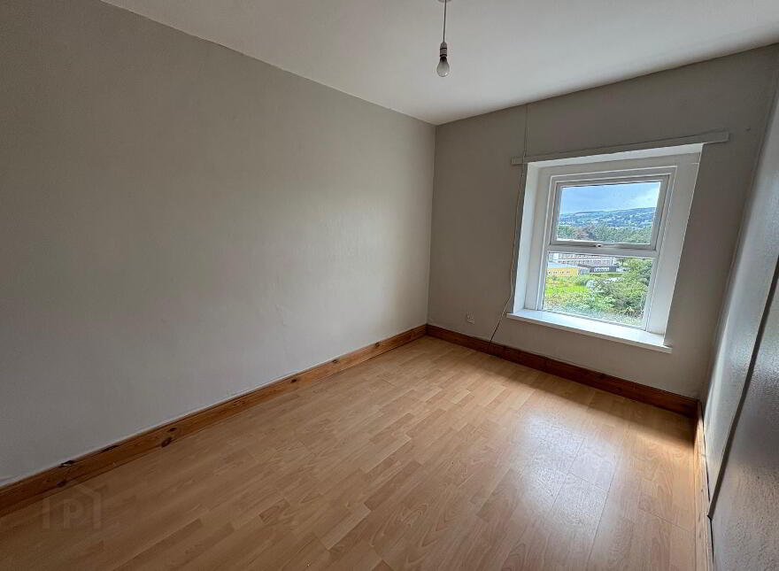 10 Hillcresct, Nancy's Lane, Strabane, BT82 8LB