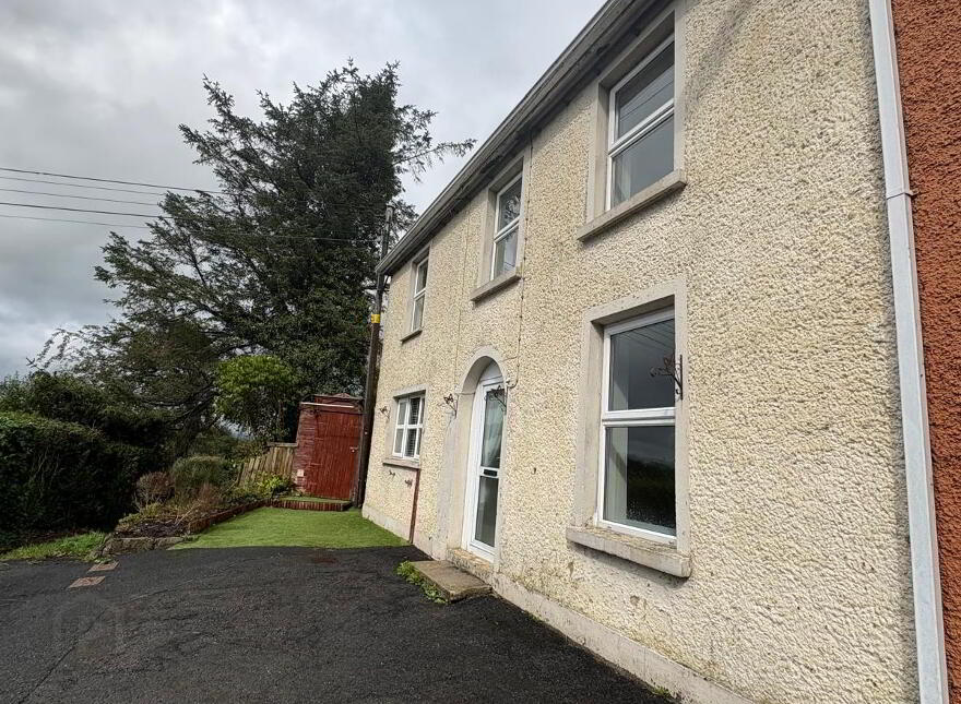 10 Hillcresct, Nancy's Lane, Strabane, BT82 8LB