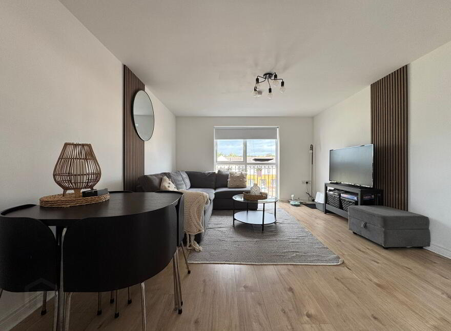 Apt 4 Taylors Manor, Carrickfergus, BT38 7HU