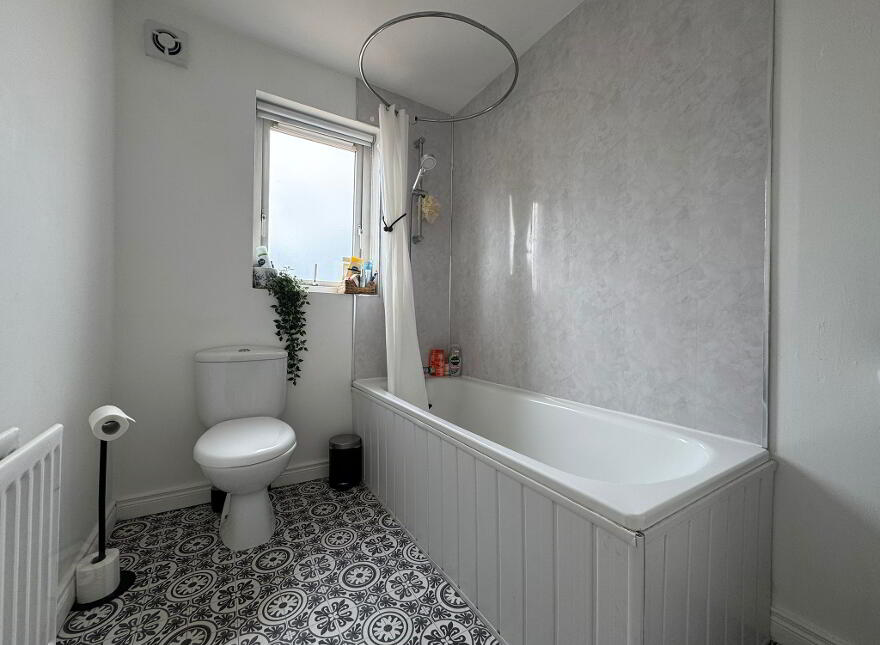 Apt 4 Taylors Manor, Carrickfergus, BT38 7HU