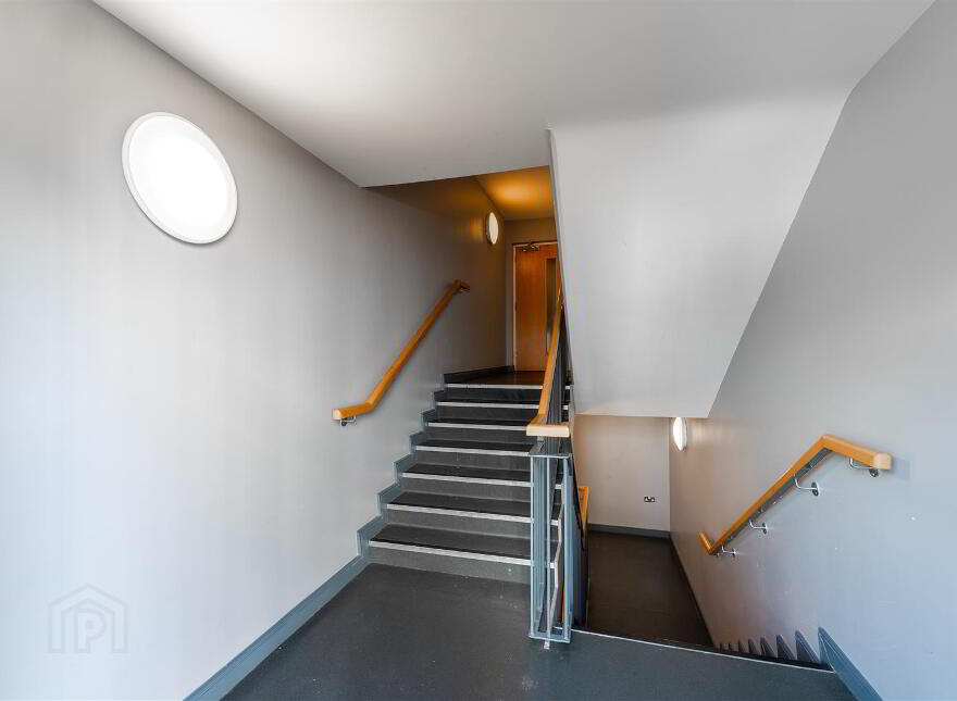 2 Park View, Dunmurry, Belfast, BT17 9RD