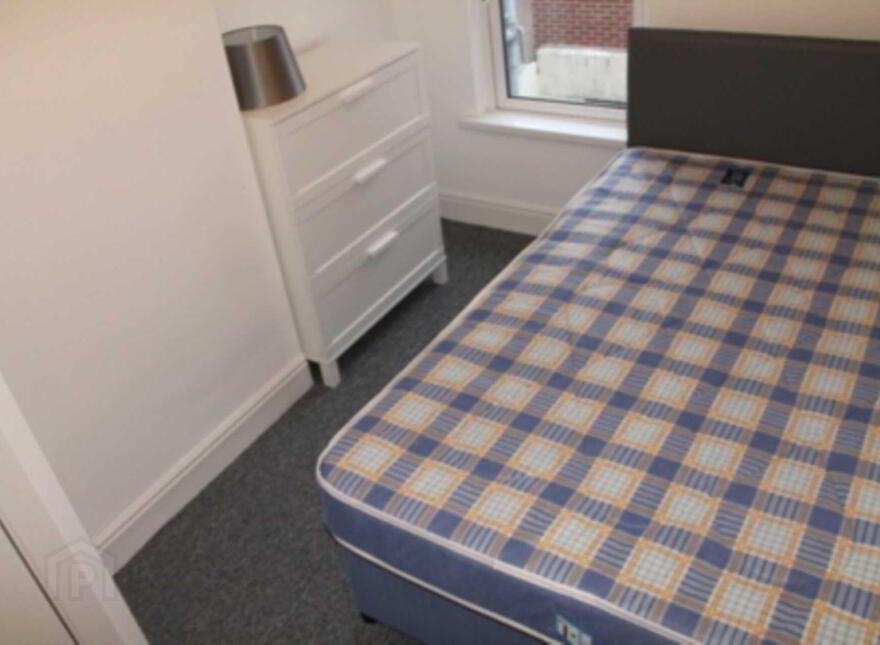 18 Portallo Street, Woodstock Road, Belfast, BT6 9BE