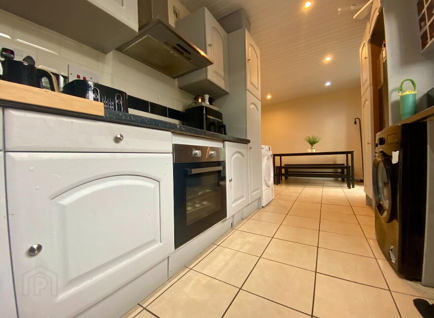 29 Chichester Square, Carrickfergus, BT38 8JU