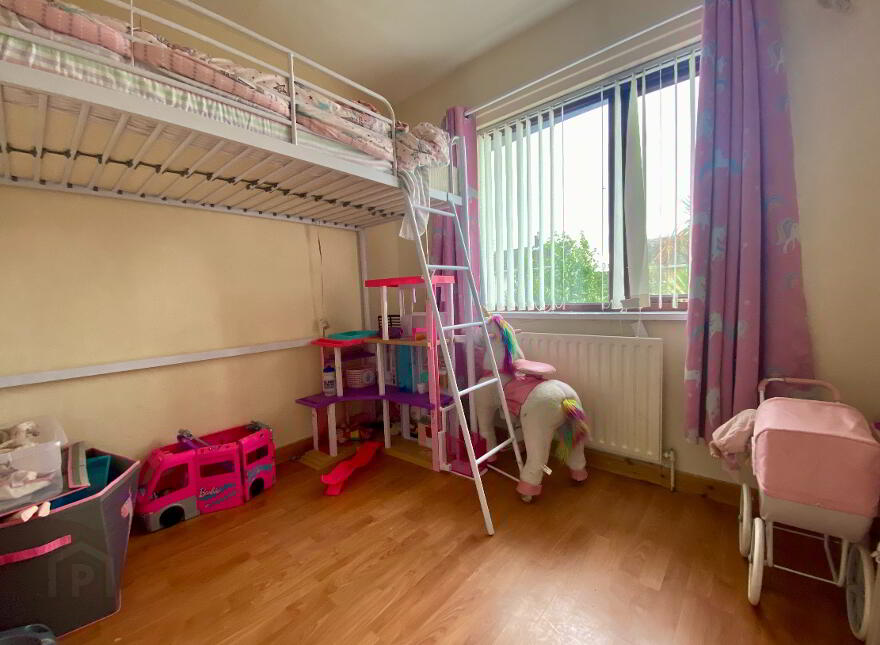 29 Chichester Square, Carrickfergus, BT38 8JU
