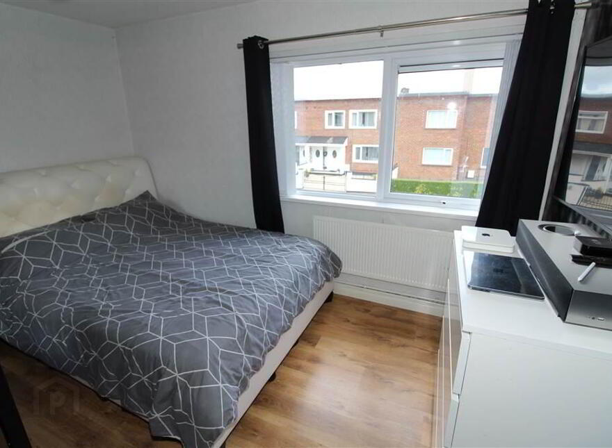 23b Sheskin Way, Belfast, BT6 0ER