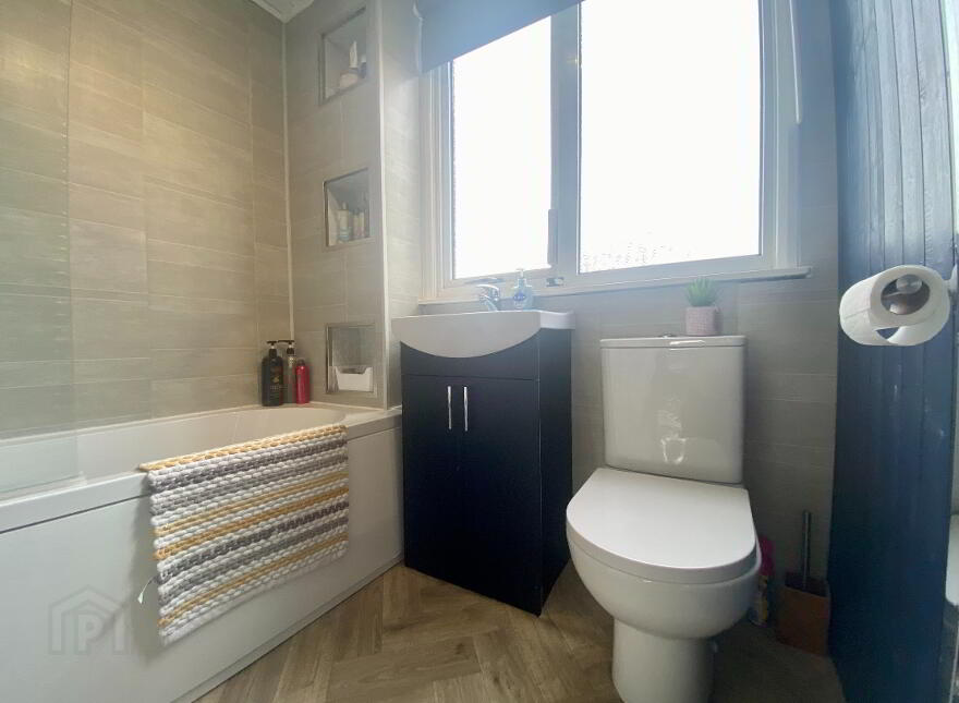 1 Windermere Avenue, Carrickfergus, BT38 7JS