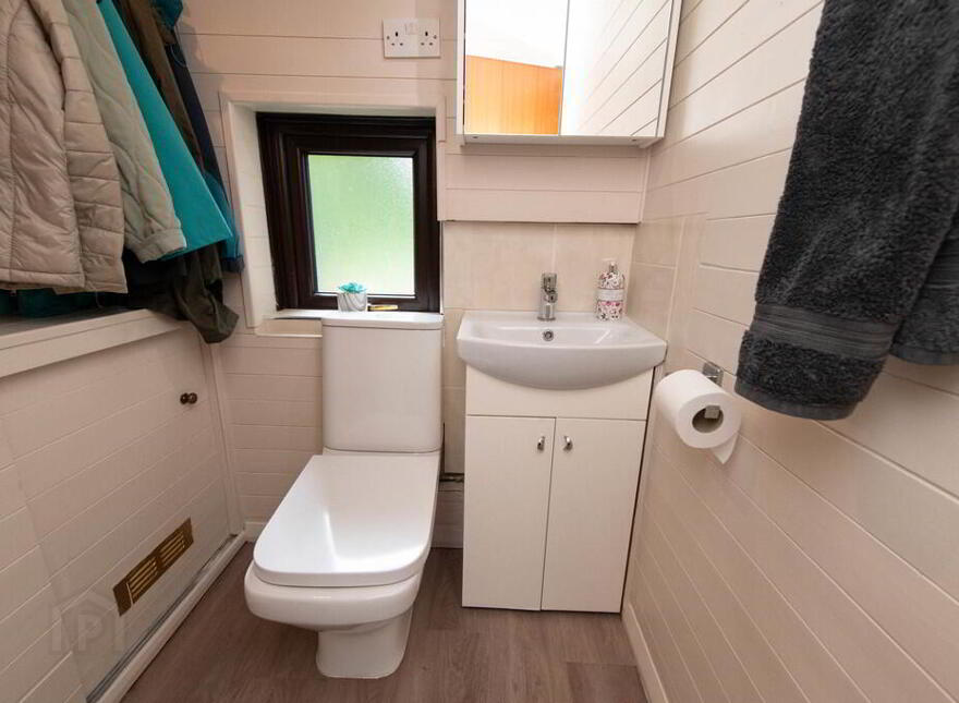 16 Jordanstown Road, Jordanstown, Newtownabbey, BT37 0QF