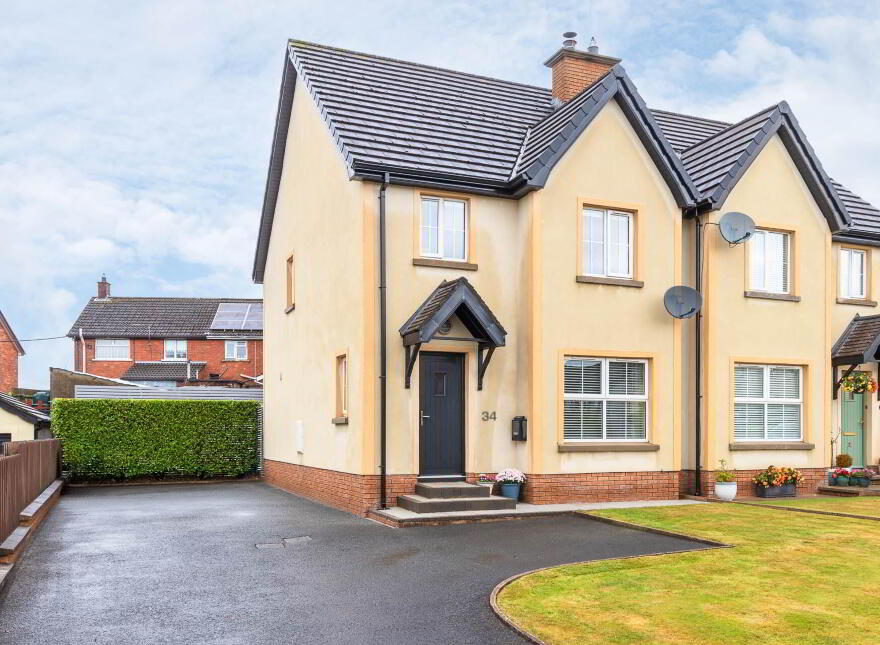 34 Castlebrook Avenue, Ballyclare, BT39 9GX