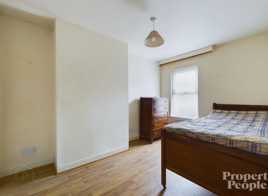 42 Cheviot Avenue, Belfast, BT4 3AH