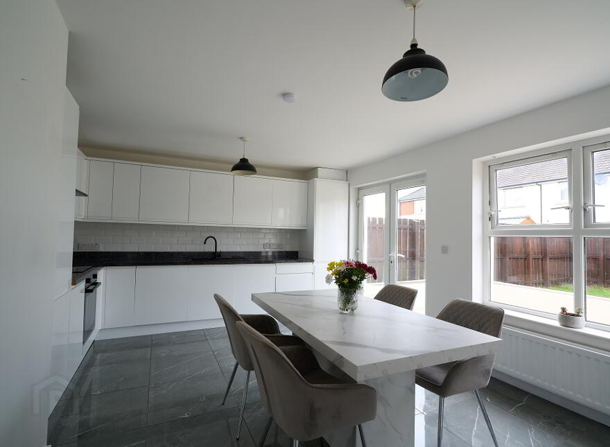 65 Boulevard Park, Newcastle, BT33 0GH