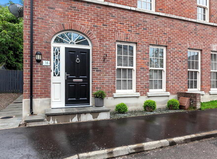 16 Glen Corr Way, Newtownabbey, BT36 5QY