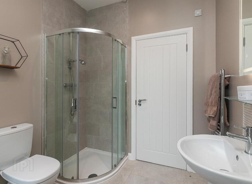 16 Glen Corr Way, Newtownabbey, BT36 5QY
