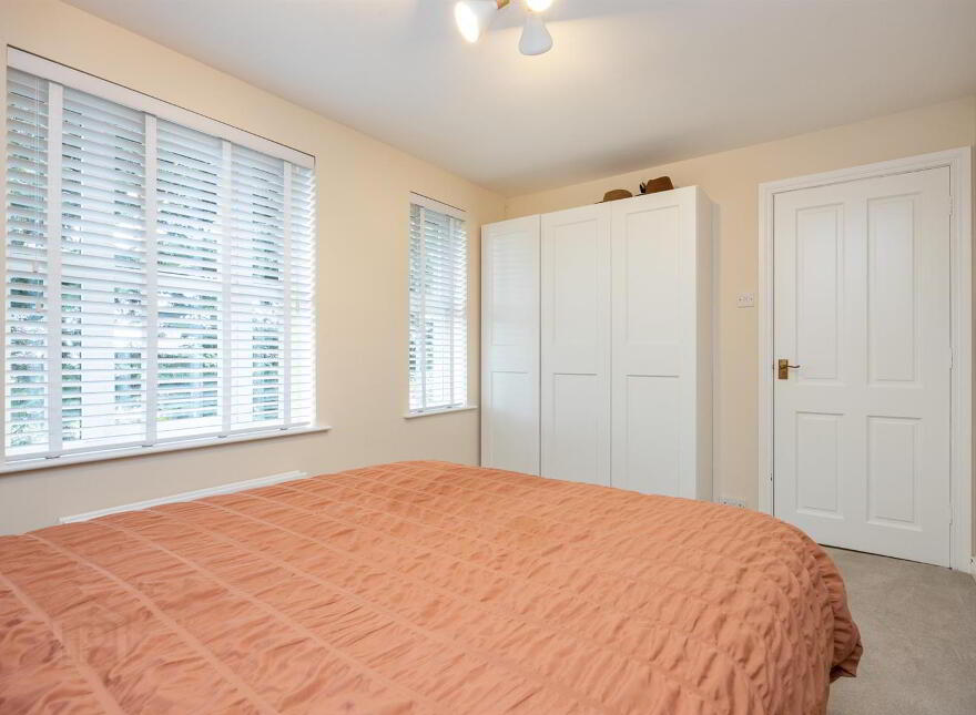 18 North Lodge Court, Carrickfergus, BT38 7TH