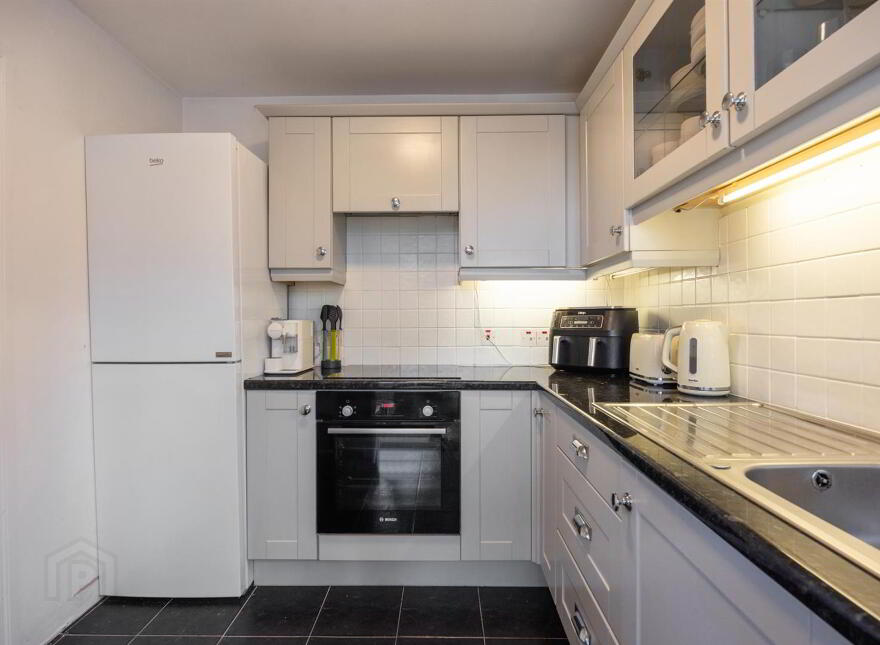 18 North Lodge Court, Carrickfergus, BT38 7TH