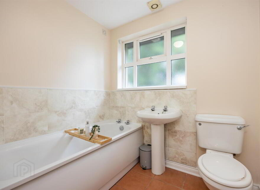 18 North Lodge Court, Carrickfergus, BT38 7TH