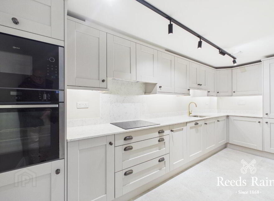 Apartment 1 6 Lady Ishbel Boulevard, Belfast, BT8 8SJ