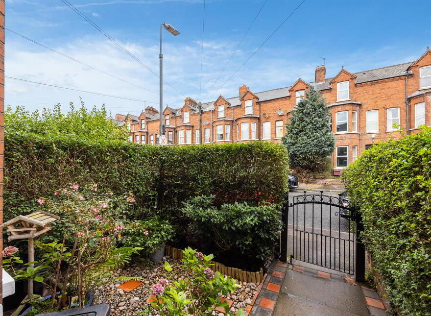 6 Madison Avenue, Belfast, BT15 5BX