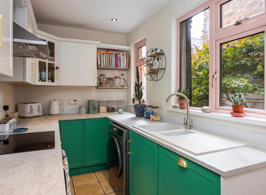 6 Madison Avenue, Belfast, BT15 5BX