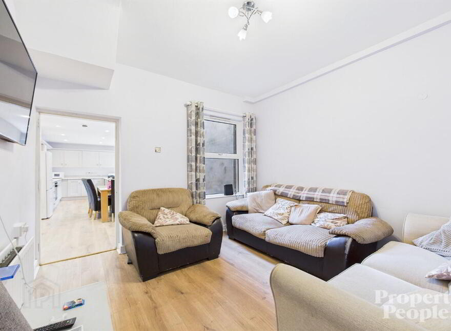 34 Sandhurst Gardens, Belfast, BT9 5AW