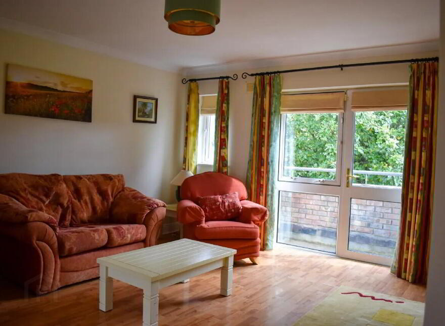 3 The Courtyard, Dunshaughlin, A85X254